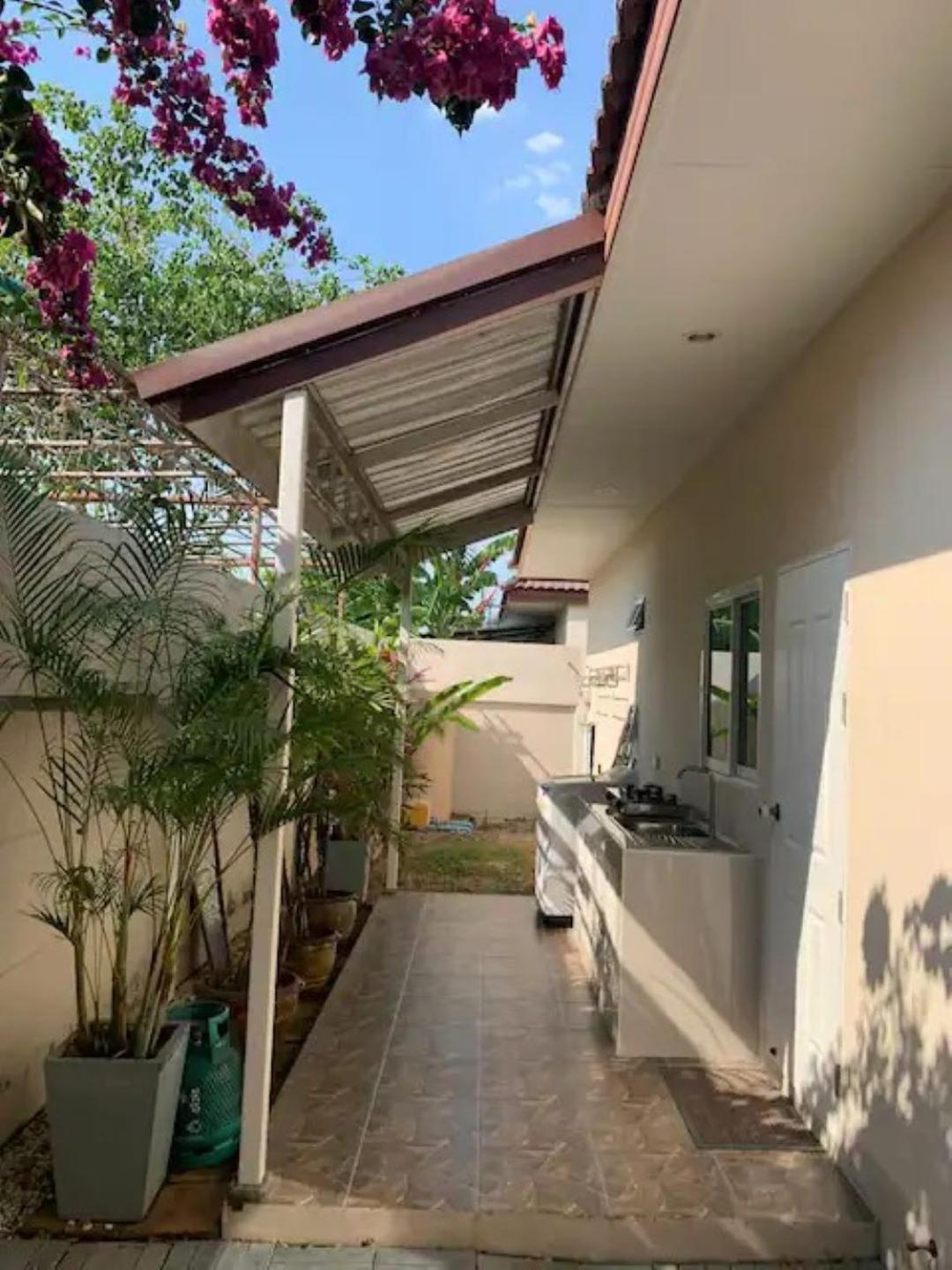 Luxury 3 Bed Pool Villa Ban Huai Yai Exteriör bild